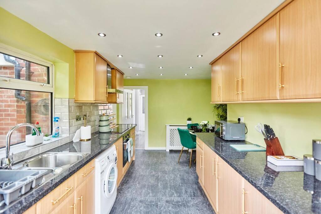 *Little Haven In Leeds* ¤Private Parking¤ Ensuite Leeds  Exterior foto