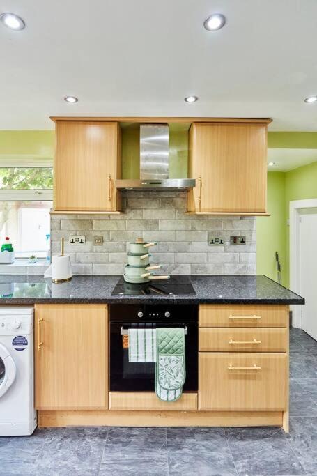 *Little Haven In Leeds* ¤Private Parking¤ Ensuite Leeds  Exterior foto