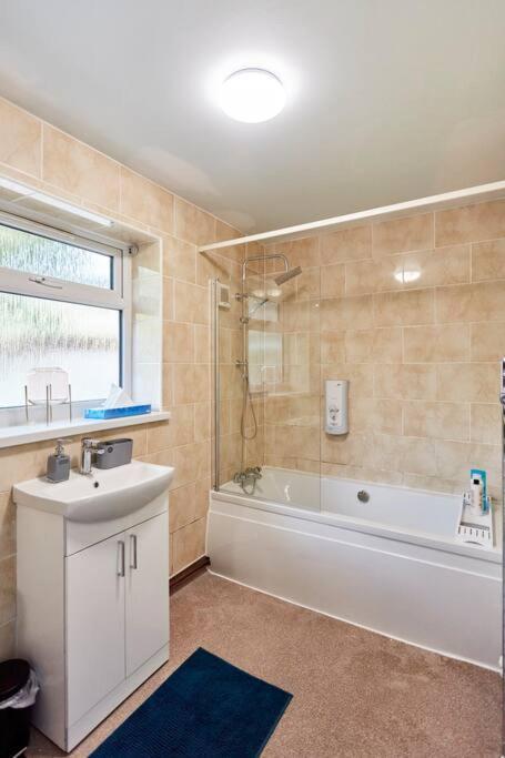*Little Haven In Leeds* ¤Private Parking¤ Ensuite Leeds  Exterior foto
